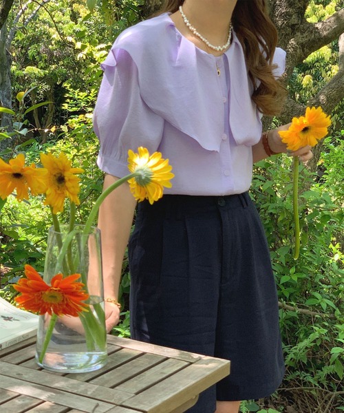 me+em select（ミームセレクト）の「【 ５色展開 】ラッフルフリルビッグカラーシアーパステル半袖シャツブラウス（シャツ/ブラウス・レディース・パープル/ピンク/ブルー/ベージュ/ホワイト・FREE）」の11枚目の写真