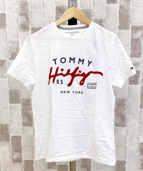 TOMMY HILFIGER(トミーヒルフィガー)の「チェーンステッチロゴ クルーネックTシャツ HANCOCK TEE(Tシャツ/カットソー・メンズ・ホワイト/ブラック/ネイビー・S/M/L/XL)」の2枚目の写真