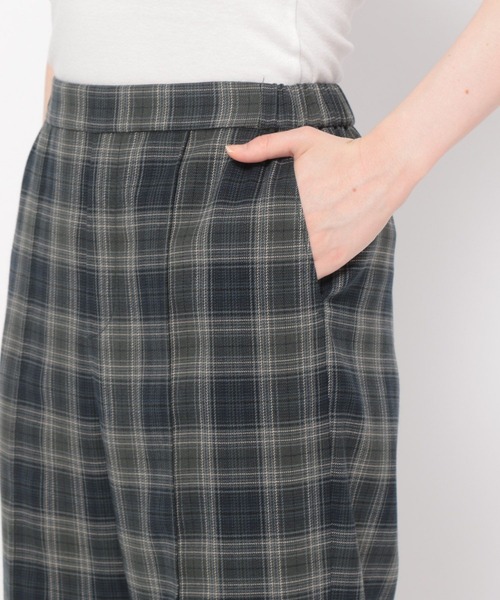 LEPSIM（レプシィム）の「嬉しい機能が付いたチェック柄ストレートパンツ【ハタラク7DAYSパンツ】　281112（その他パンツ・レディース・ネイビー/ベージュ・X-LARGE/SMALL/LARGE/MEDIUM/X-SMALL）」の11枚目の写真