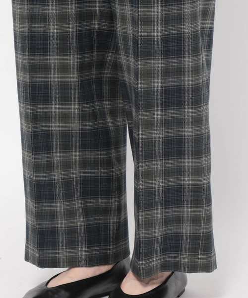 LEPSIM（レプシィム）の「嬉しい機能が付いたチェック柄ストレートパンツ【ハタラク7DAYSパンツ】　281112（その他パンツ・レディース・ネイビー/ベージュ・X-LARGE/SMALL/LARGE/MEDIUM/X-SMALL）」の12枚目の写真