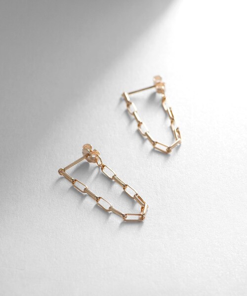 COCOSHNIK(ココシュニック)の「K10MVロングチェーン フープピアス(ピアス(両耳用)・レディース・ホワイト系その他7・00)」の2枚目の写真