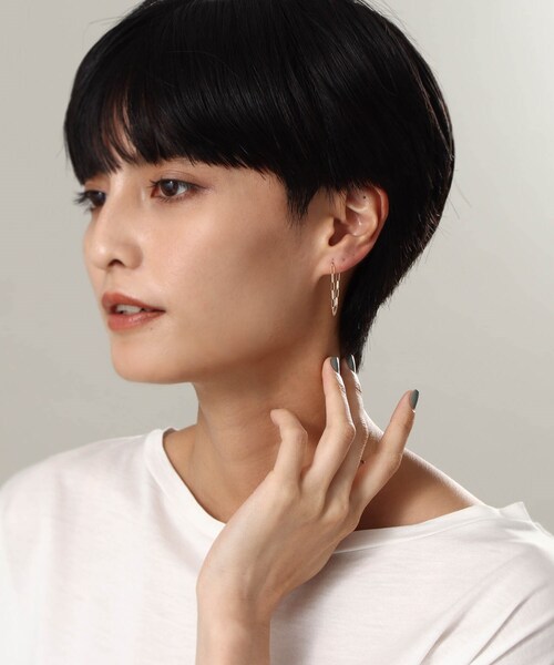 COCOSHNIK(ココシュニック)の「K10MVロングチェーン フープピアス(ピアス(両耳用)・レディース・ホワイト系その他7・00)」の7枚目の写真