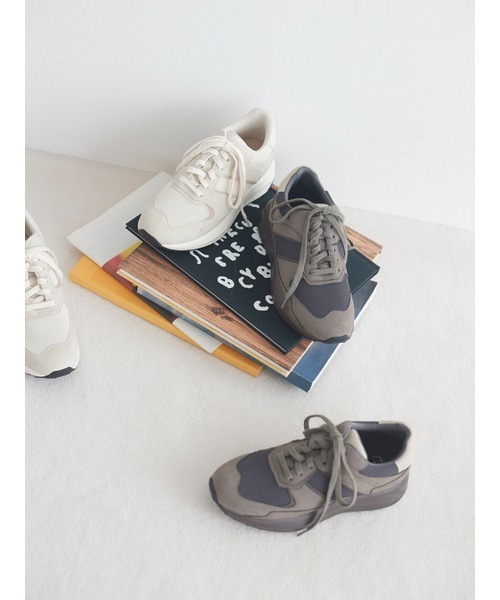 emmi(エミ)の「【emmi original】メッシュスニーカー(スニーカー・レディース・ベージュ・22.5cm/23cm/23.5cm/24cm/24.5cm)」の10枚目の写真