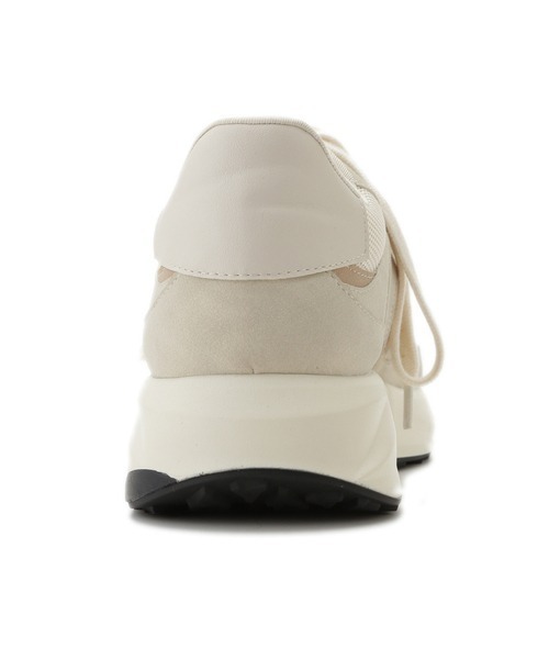 emmi(エミ)の「【emmi original】メッシュスニーカー(スニーカー・レディース・ベージュ・22.5cm/23cm/23.5cm/24cm/24.5cm)」の11枚目の写真