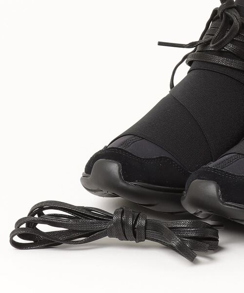 Y-3（ワイスリー）の「Y-3 QASA（スニーカー・メンズ・ブラック・22.5cm/23.0cm/23.5cm/24.0cm/24.5cm/25.0cm/25.5cm/26.0cm/26.5cm/27.0cm/27.5cm/28.0cm/28.5cm/29.0cm/29.5cm/30.5cm）」の4枚目の写真