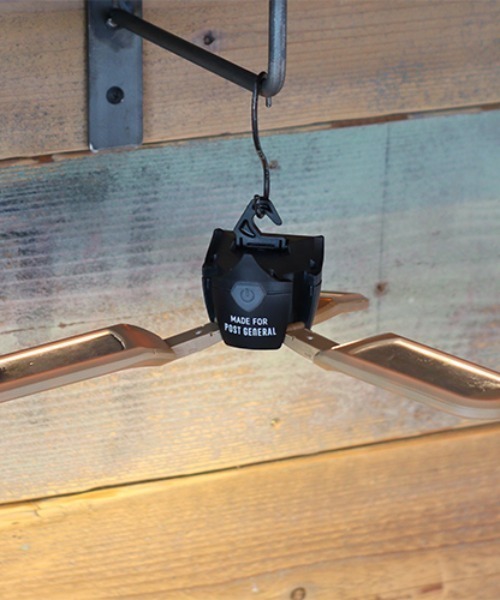 POST GENERAL（ポストジェネラル）の「POST GENERAL トリパネルソーラーチャージ LEDライト（アウトドアグッズ・レディース・ブラック/ベージュ・フリー）」の6枚目の写真