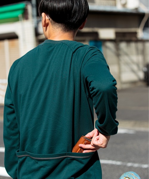 narifuri(ナリフリ)の「マルチテックスウェットTシャツ(Tシャツ/カットソー・メンズ・ダークグリーン/ブラック・MEDIUM/LARGE/X-LARGE/SMALL)」の9枚目の写真