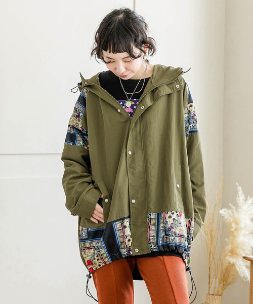 123606：キノコスカーフ柄切替ブルゾン