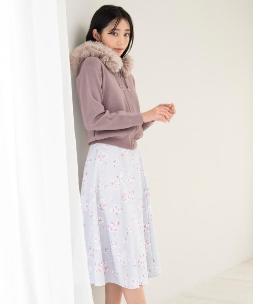 MISCH MASCH(ミッシュマッシュ)の「ブーケフラワーフレアスカート(スカート・レディース・チャコールグレー/ライトグレー・SMALL/MEDIUM)」の4枚目の写真