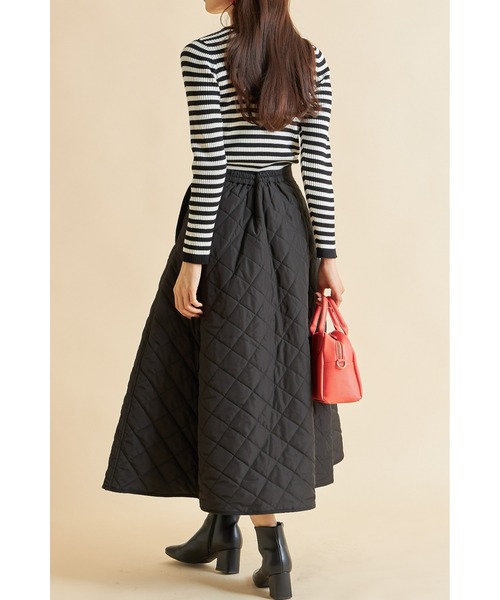 &. NOSTALGIA（アンドドットノスタルジア）の「サイドボタンキルティングフレアスカート（スカート・レディース・ベージュ/アイボリー/ピンク/ネイビー/ブラック/グリーン/カーキ・M）」の10枚目の写真