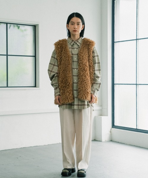 WHIMSIC(ウィムジック)の「【WHIMSIC】ライナーファーベスト(ベスト・レディース・ブラック/ブラウン・FREE)」の9枚目の写真