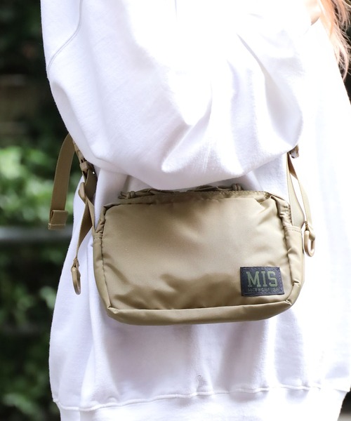 MIS（エムアイエス）の「MIS/エムアイエス SHOULDER BAG Packcloth ショルダーバッグ（ショルダーバッグ・メンズ・ブラック/オリーブ/タン・ONE SIZE）」の12枚目の写真