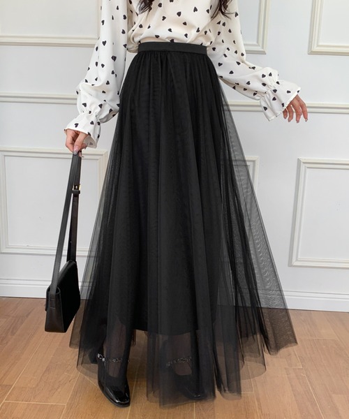 ECLIN（エクラン）の「チュールエアリーボリュームロングスカート（スカート・レディース・ブラック/ベージュ/パープル/ピンク/ブルー・M/L）」の2枚目の写真