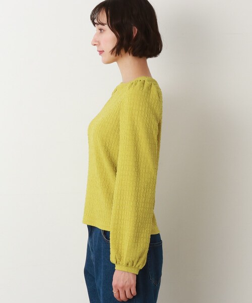 Cutie Blonde(キューティーブロンド)の「◆【ポコポコのデザインが可愛い】ジャカードトップス(Tシャツ/カットソー・レディース・ブラック/アイボリー/黄緑系・02/03)」の7枚目の写真