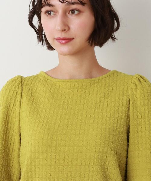 Cutie Blonde(キューティーブロンド)の「◆【ポコポコのデザインが可愛い】ジャカードトップス(Tシャツ/カットソー・レディース・ブラック/アイボリー/黄緑系・02/03)」の4枚目の写真