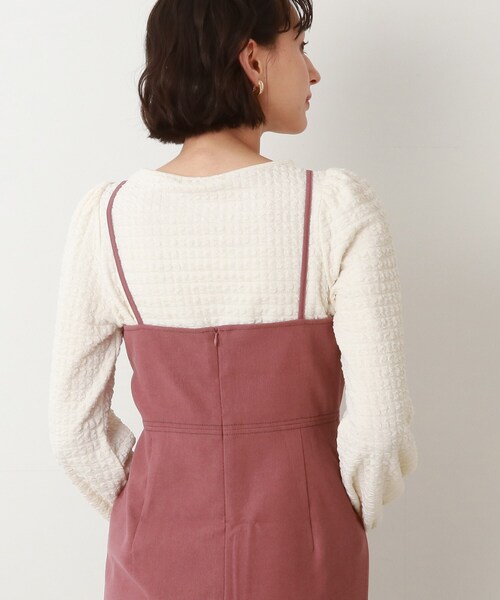 Cutie Blonde(キューティーブロンド)の「◆【ポコポコのデザインが可愛い】ジャカードトップス(Tシャツ/カットソー・レディース・ブラック/アイボリー/黄緑系・02/03)」の8枚目の写真