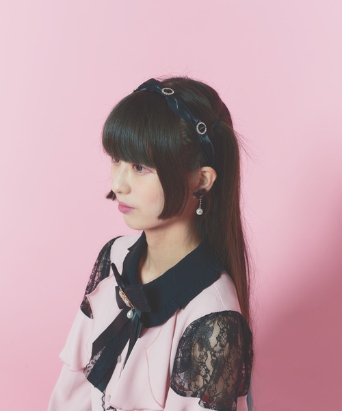 WEGO（ウィゴー）の「WEGO/【一部店限定】ジュエリーモチーフ付きカチューシャ（カチューシャ・レディース・ブラック/ピンク・FREE）」の5枚目の写真