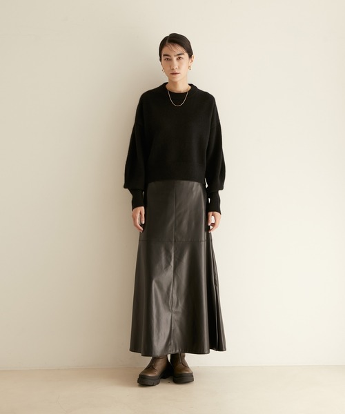 SALON adam et rope'（サロン アダム エ ロペ）の「チャイニーズラクーンウールクロップドニットプルオーバー（ニット/セーター・レディース・ライトグレー/ブラック/ブルー・FREE）」の14枚目の写真