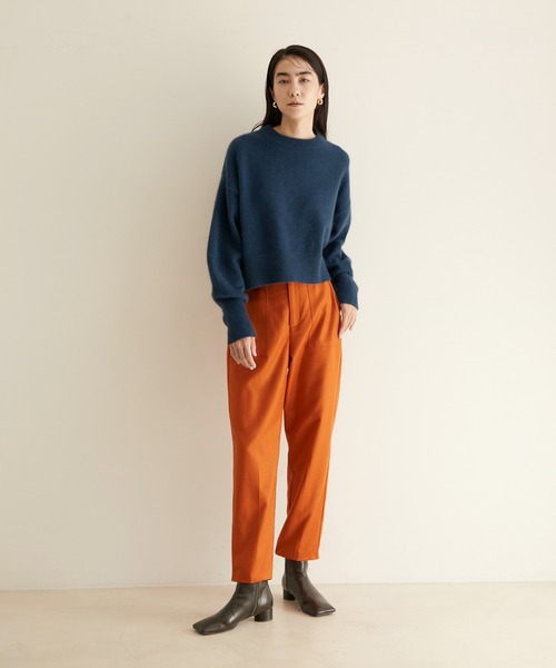 SALON adam et rope'（サロン アダム エ ロペ）の「チャイニーズラクーンウールクロップドニットプルオーバー（ニット/セーター・レディース・ライトグレー/ブラック/ブルー・FREE）」の7枚目の写真