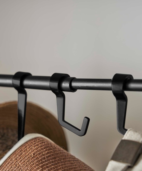 tower（タワー）の「tower（タワー）帽子収納スタンド（収納グッズ・レディース・ホワイト/ブラック・ONE SIZE）」の6枚目の写真