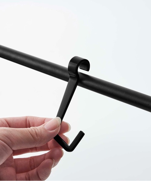 tower（タワー）の「tower（タワー）帽子収納スタンド（収納グッズ・レディース・ホワイト/ブラック・ONE SIZE）」の16枚目の写真