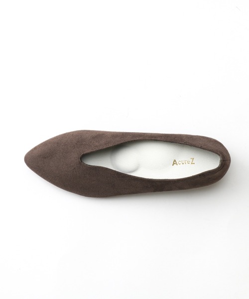 AcureZ（アキュアーズ）の「甲深Vカットで足元スッキリ「やわふわ美パンプス」MADE IN JAPAN（パンプス・レディース・ダークブラウン/ブラウン系その他/ワイン/ブラック・22.0cm/22.5cm/23.0cm/23.5cm/24.0cm/25.0cm/24.5cm）」の13枚目の写真