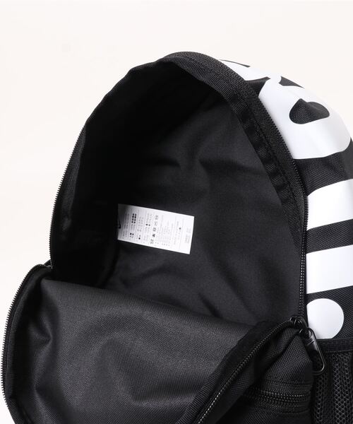 NIKE(ナイキ)の「《NIKEアパレル》ナイキ YTHブラジリアJDIミニバックパック(バックパック/リュック・キッズ・ブラック/ホワイト系その他/ライトグリーン/アクア/グリーン系その他/オレンジ/ライトパープル/ライトブラウン/レッド系その他/ピンク/レッド/ブラック×シルバー/レッド系その他2・フリー)」の16枚目の写真