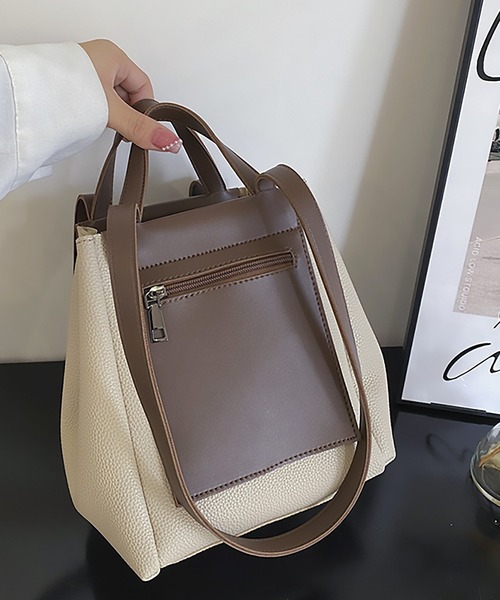 MAISON BREEZE(メゾンブリーズ)の「【MAISON BREEZE】バイカラーフロントポケット2WAYショルダーバッグ KNF(ショルダーバッグ・レディース・ホワイト/ベージュ・FREE)」の1枚目の写真