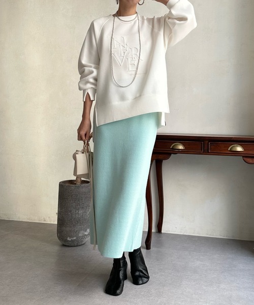 DouDou(ドゥドゥ)の「【WEB限定】エンボスロゴダンボール(スウェット・レディース・ブラック/スカイブルー/オフホワイト・FREE)」の14枚目の写真