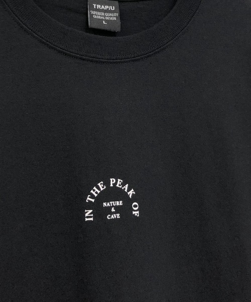 TRAP/U (トラップユー)の「ワンポイント アーチメッセージプリント / クルーネック ロングT(Tシャツ/カットソー・メンズ・ホワイト/ブラック/ライトパープル・M/L)」の8枚目の写真