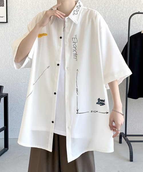 FVLMEN（フルメン）の「【FVLMEN】logoprint halfsleeve shirt/ロゴプリント ハーフスリーブ シャツ（シャツ/ブラウス・メンズ・ブラック/ブルー/ホワイト・MEDIUM/LARGE/X-LARGE）」の11枚目の写真