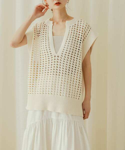 SENSE OF PLACE by URBAN RESEARCH（センスオブプレイスバイアーバンリサーチ）の「ホールメッシュキーネックニットベスト（ベスト・レディース・アイボリー/オレンジ/ブラック・ONE）」の2枚目の写真
