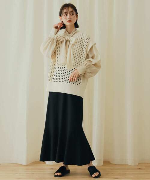 SENSE OF PLACE by URBAN RESEARCH（センスオブプレイスバイアーバンリサーチ）の「ホールメッシュキーネックニットベスト（ベスト・レディース・アイボリー/オレンジ/ブラック・ONE）」の5枚目の写真