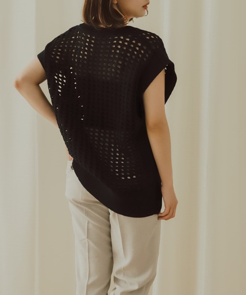 SENSE OF PLACE by URBAN RESEARCH（センスオブプレイスバイアーバンリサーチ）の「ホールメッシュキーネックニットベスト（ベスト・レディース・アイボリー/オレンジ/ブラック・ONE）」の11枚目の写真