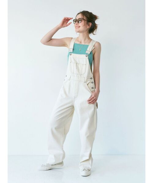 Ungrid(アングリッド)の「ルーズデニムサロペット(つなぎ/オールインワン・レディース・ブルー/アイボリー・SMALL/MEDIUM)」の13枚目の写真