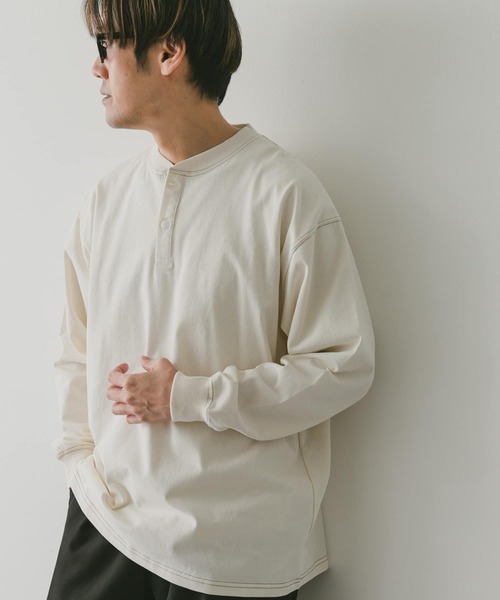URBAN RESEARCH DOORS（アーバンリサーチドアーズ）の「配色stヘンリーネックロングスリーブTシャツ（Tシャツ/カットソー・メンズ・モカ/オフホワイト/ブルー・MEDIUM/LARGE）」の7枚目の写真