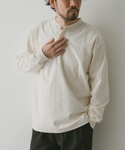 URBAN RESEARCH DOORS（アーバンリサーチドアーズ）の「配色stヘンリーネックロングスリーブTシャツ（Tシャツ/カットソー・メンズ・モカ/オフホワイト/ブルー・MEDIUM/LARGE）」の11枚目の写真