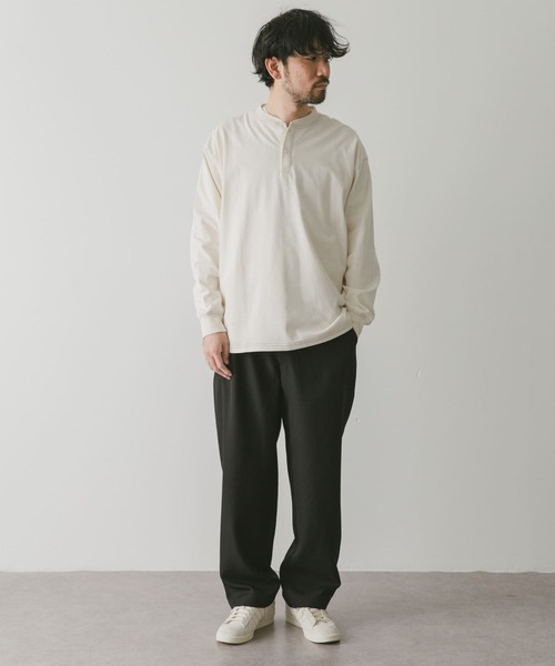URBAN RESEARCH DOORS（アーバンリサーチドアーズ）の「配色stヘンリーネックロングスリーブTシャツ（Tシャツ/カットソー・メンズ・モカ/オフホワイト/ブルー・MEDIUM/LARGE）」の17枚目の写真