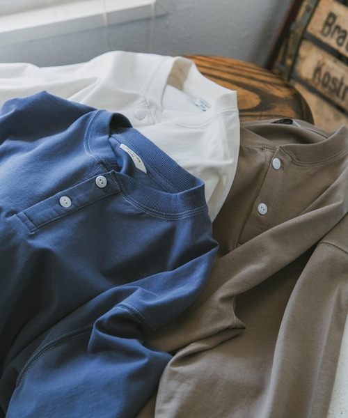 URBAN RESEARCH DOORS（アーバンリサーチドアーズ）の「配色stヘンリーネックロングスリーブTシャツ（Tシャツ/カットソー・メンズ・モカ/オフホワイト/ブルー・MEDIUM/LARGE）」の19枚目の写真