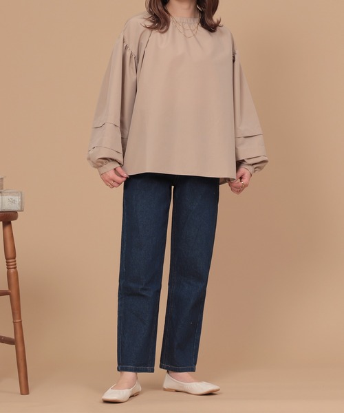 mil(ミル)の「【150㎝前後の小柄さんサイズ】ボリュームスリーブブラウス(シャツ/ブラウス・レディース・ベージュ/ブラック/オフホワイト・XS/S)」の10枚目の写真