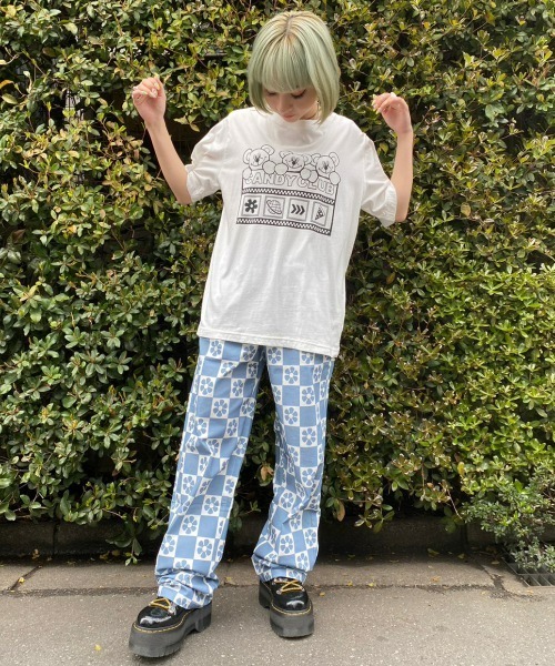 Candy Stripper(キャンディストリッパー)の「CANDY CLIB Tシャツ(Tシャツ/カットソー・レディース・ライトブルー/ブラック/オフホワイト/グリーン・2/3/4)」の7枚目の写真
