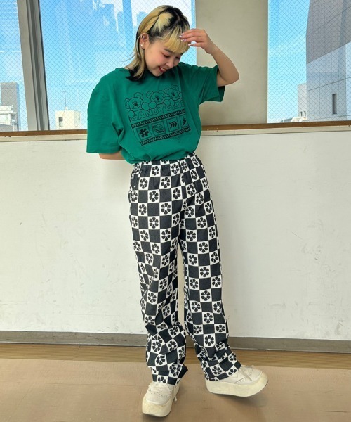 Candy Stripper(キャンディストリッパー)の「CANDY CLIB Tシャツ(Tシャツ/カットソー・レディース・ライトブルー/ブラック/オフホワイト/グリーン・2/3/4)」の22枚目の写真