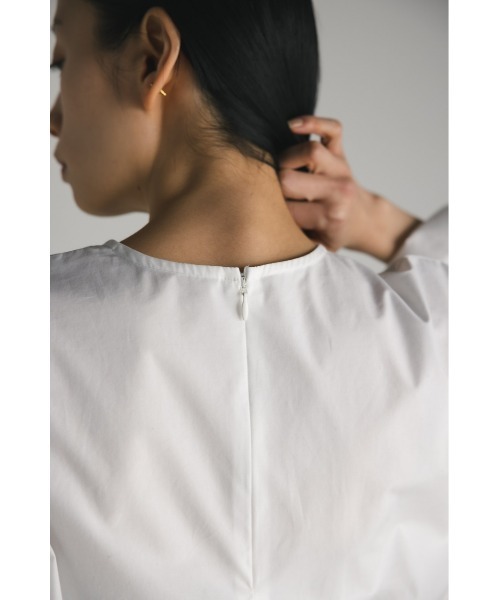 STYLEMIXER（スタイルミキサー）の「ボリュームスリーブブラウス（シャツ/ブラウス・レディース・ホワイト/ネイビー/ライトベージュ・FREE）」の9枚目の写真