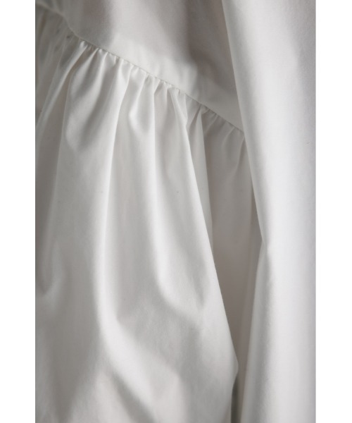 STYLEMIXER（スタイルミキサー）の「ボリュームスリーブブラウス（シャツ/ブラウス・レディース・ホワイト/ネイビー/ライトベージュ・FREE）」の10枚目の写真