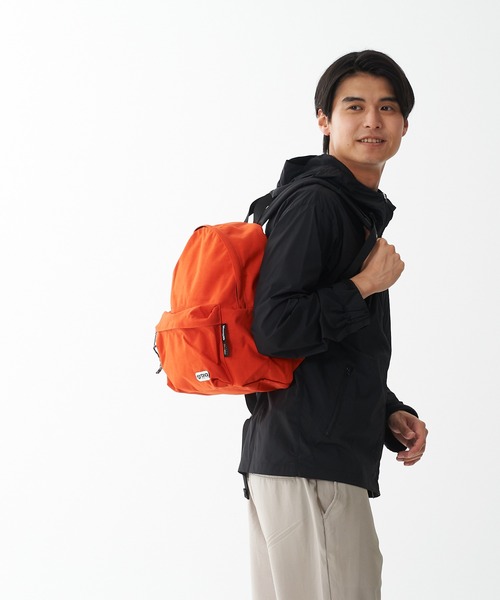 OUTDOOR PRODUCTS(アウトドアプロダクツ)の「【OUTDOOR PRODUCTS/アウトドアプロダクツ】452V SMALL ナイロンデイパック 11.8L コーデュラナイロン仕様(バックパック/リュック・メンズ・ブラック/パープル/ネイビー/ベージュ/ライトグレー/グリーン/ワイン/ピンク/サックスブルー/レッド/エメラルド・FREE)」の21枚目の写真