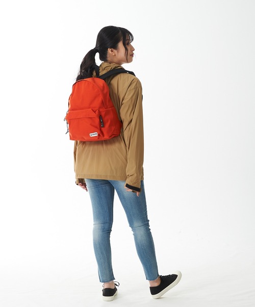 OUTDOOR PRODUCTS(アウトドアプロダクツ)の「【OUTDOOR PRODUCTS/アウトドアプロダクツ】452V SMALL ナイロンデイパック 11.8L コーデュラナイロン仕様(バックパック/リュック・メンズ・ブラック/パープル/ネイビー/ベージュ/ライトグレー/グリーン/ワイン/ピンク/サックスブルー/レッド/エメラルド・FREE)」の19枚目の写真