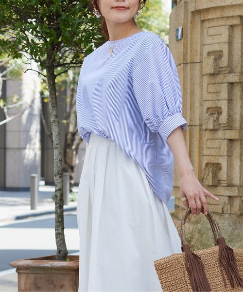 Chez toi(シェトワ)の「袖ボリューム綿混ブラウス(シャツ/ブラウス・レディース・ブルー/ピンク/イエロー/ブラック/オフホワイト・FREE)」の16枚目の写真