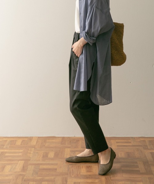 URBAN RESEARCH DOORS(アーバンリサーチドアーズ)の「リネン混テーパードイージーパンツ(その他パンツ・レディース・ベージュ/カーキ/ブラック・SMALL/MEDIUM)」の7枚目の写真