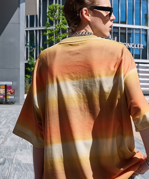 ENDER PRODUCTS（エンダープロダクツ）の「グラデーションパターン ビッグシルエットクルーネックTシャツ【ENDER PRODUCTS/エンダープロダクツ】（Tシャツ/カットソー・メンズ・グリーン/ブルー/オレンジ・M/L）」の18枚目の写真