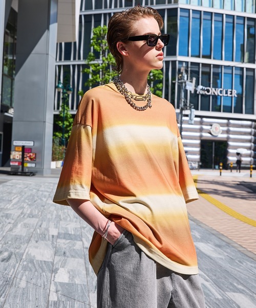 ENDER PRODUCTS（エンダープロダクツ）の「グラデーションパターン ビッグシルエットクルーネックTシャツ【ENDER PRODUCTS/エンダープロダクツ】（Tシャツ/カットソー・メンズ・グリーン/ブルー/オレンジ・M/L）」の19枚目の写真